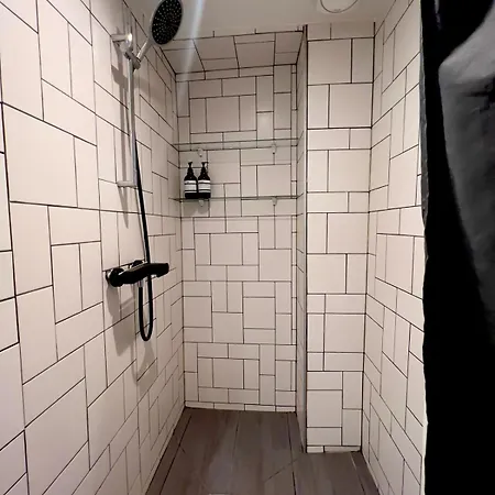 Apartment Escale Cosy A Jacuzzi Et Terrasse *