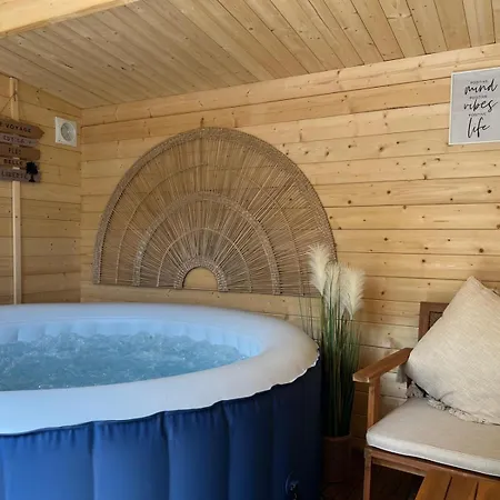 Escale Cosy A Jacuzzi Et Terrasse *