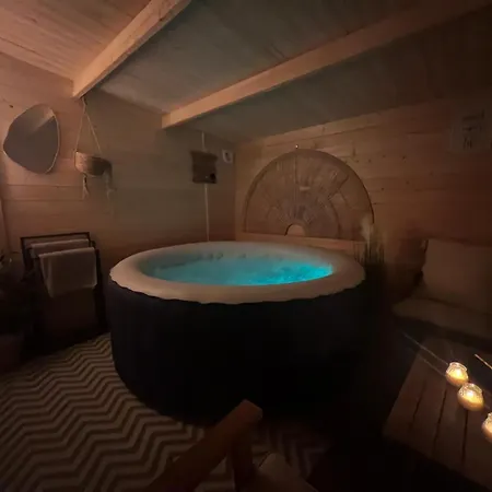 Escale Cosy A Jacuzzi Et Terrasse *